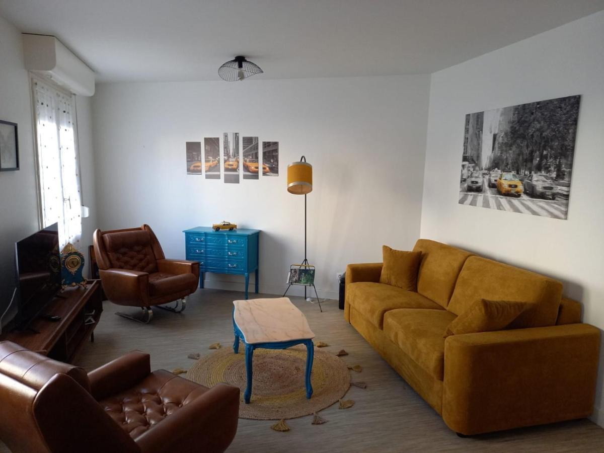 Appart Plein Centre, Balcon - 4 Personnes Sedan Buitenkant foto